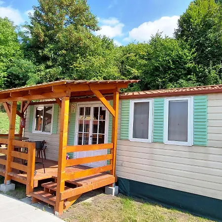 公寓 Lipicai Apartmanhazak *