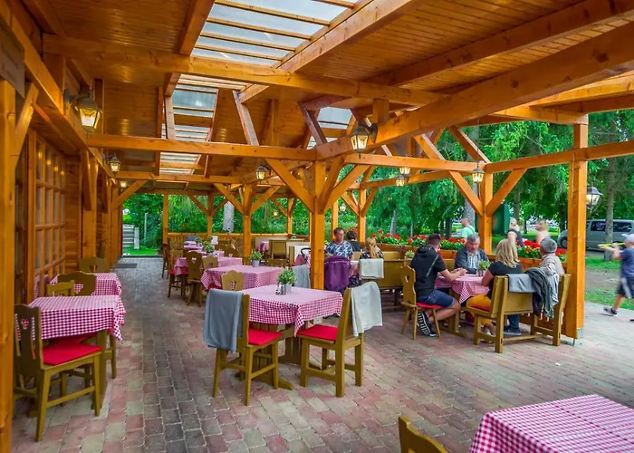 Lipicai Apartmanhazak * Szilvásvárad
